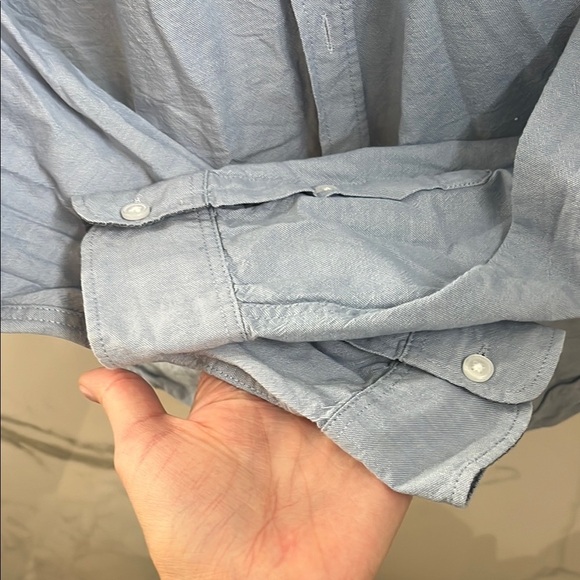 H&M blue chambray youth button down shirt - Picture 3 of 7